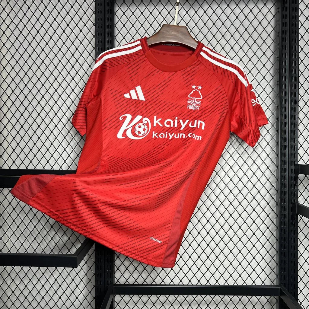 Nottingham Forest maillot foot domicile 2024/2025