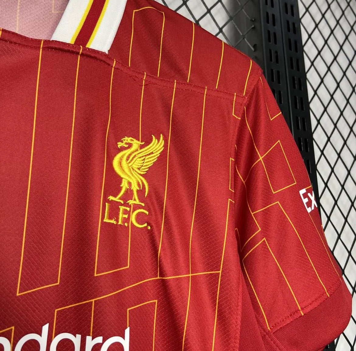 Liverpool maillot foot domicile 2024/2025