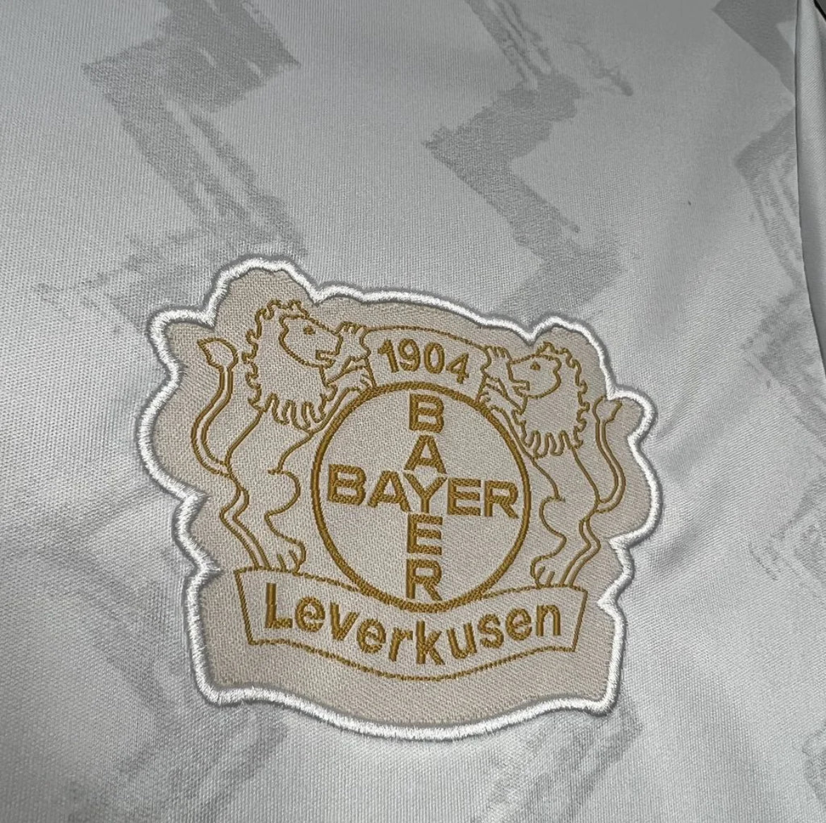 Bayer Leverkusen maillot foot extérieur 2024/2025