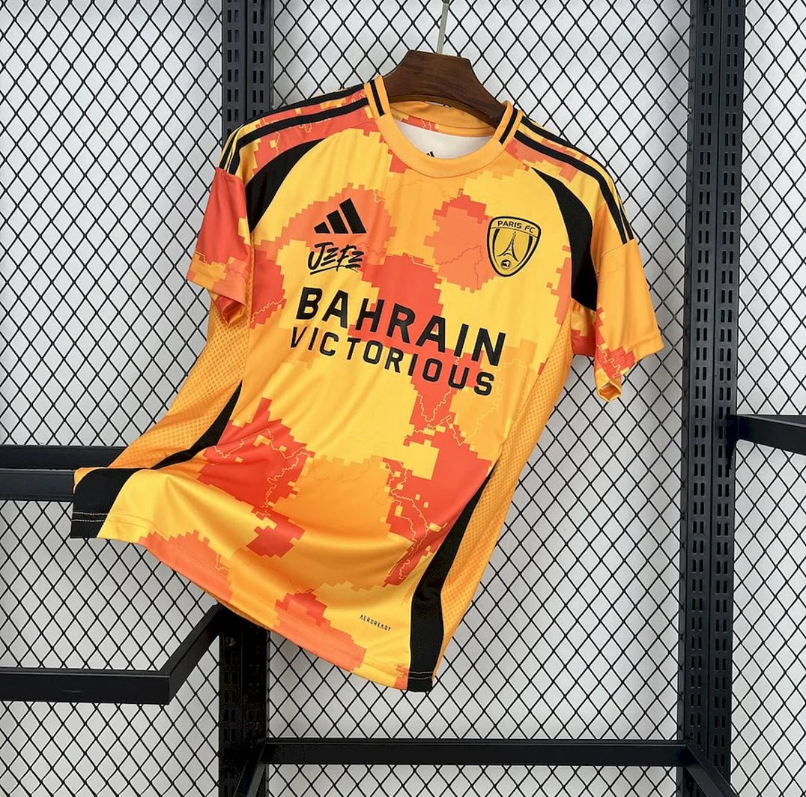 Paris FC maillot foot third 2024/2025 Ninho Jefe Orange