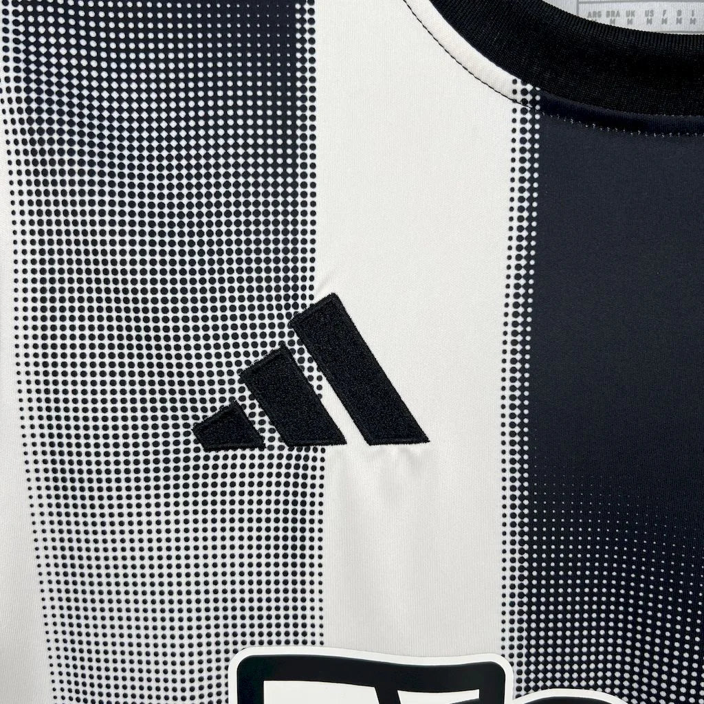 Newcastle maillot foot domicile 2025/2026