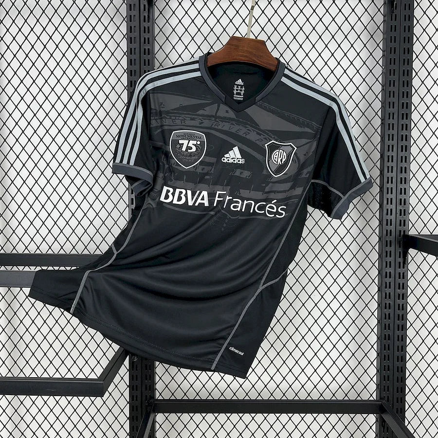 River Plater maillot foot 70ème anniversaire 2013/2014 retro
