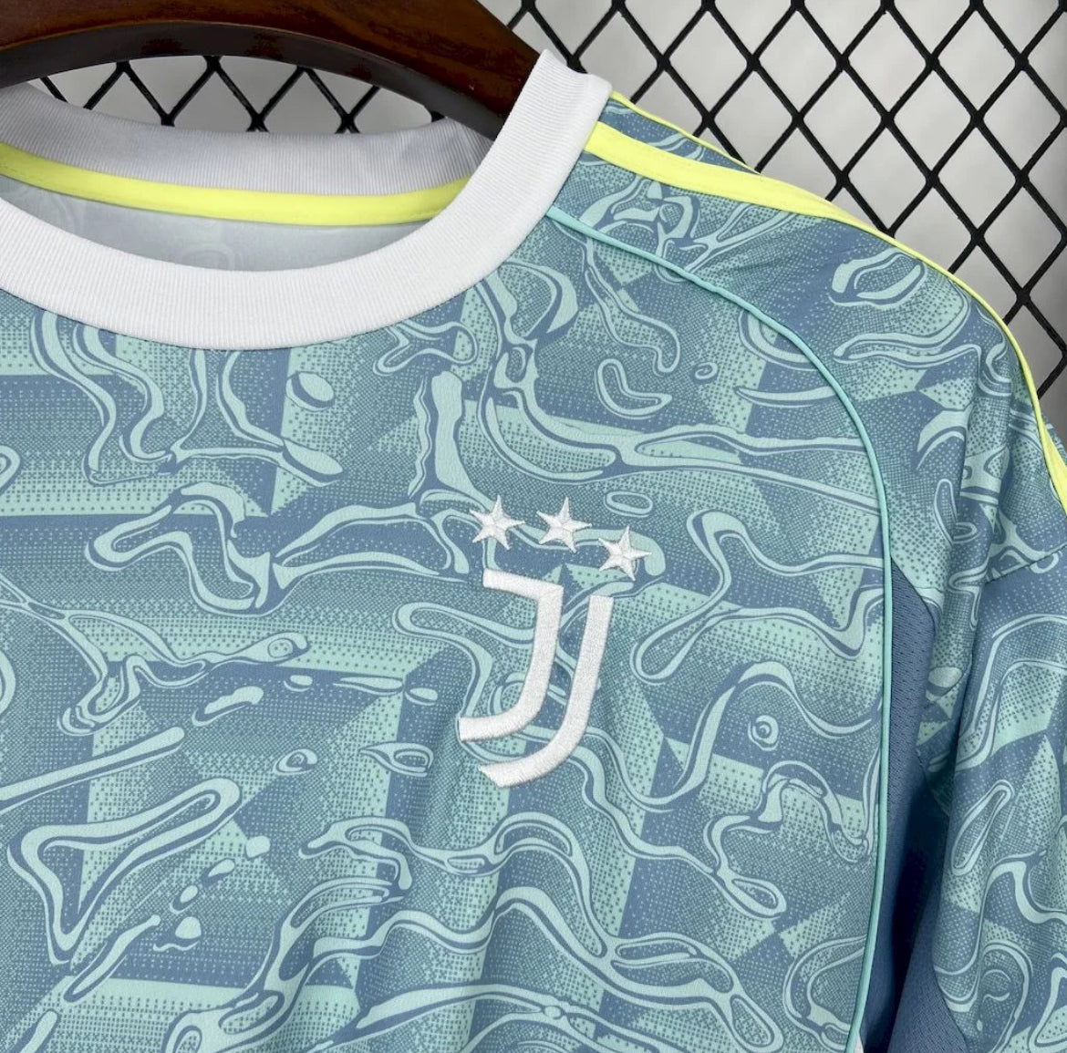 Juventus maillot foot extérieur 2025/2026