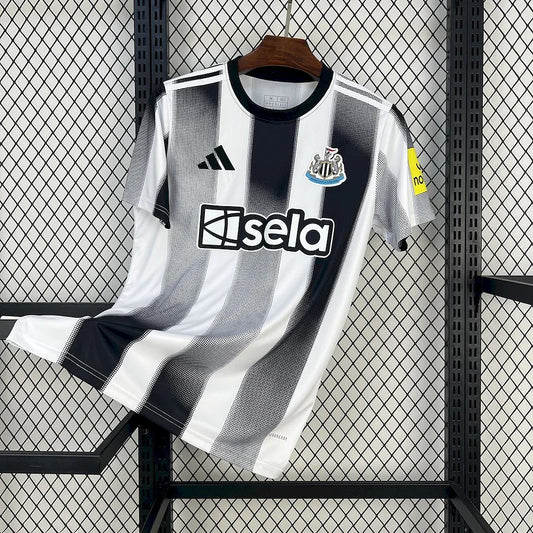 Newcastle maillot foot domicile 2025/2026