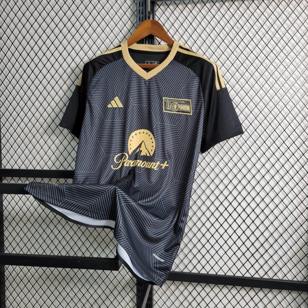 Union Berlin maillot 2023/2024
