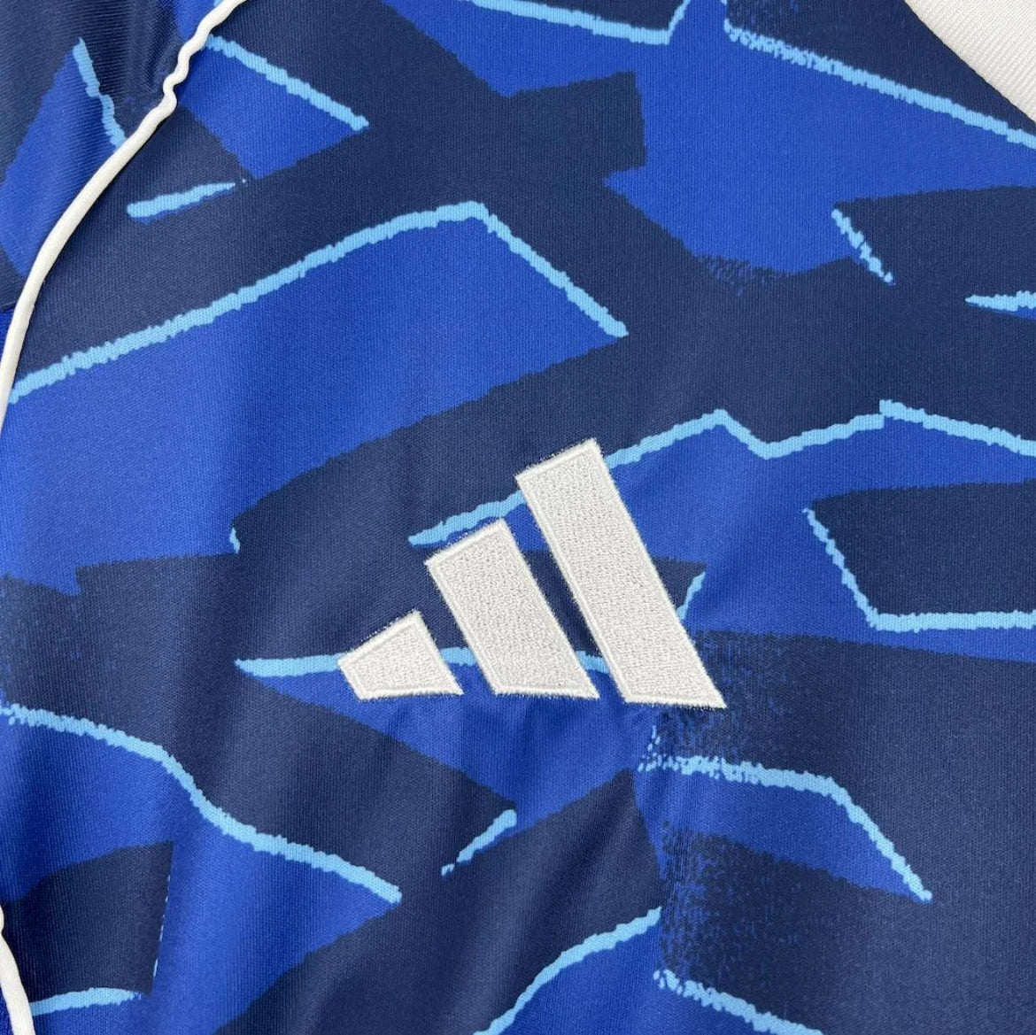 Schalke 04 maillot foot editon speciale 2025/2026