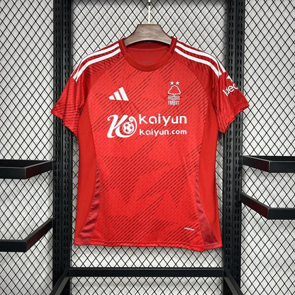 Nottingham Forest maillot foot domicile 2024/2025